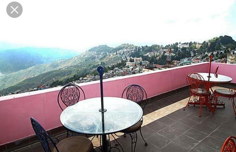 Travellers' Inn Darjeeling (West Bengal) Esterno foto